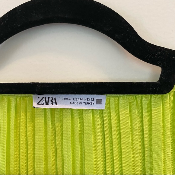 Like Green Zara Top - Picture 3 of 3